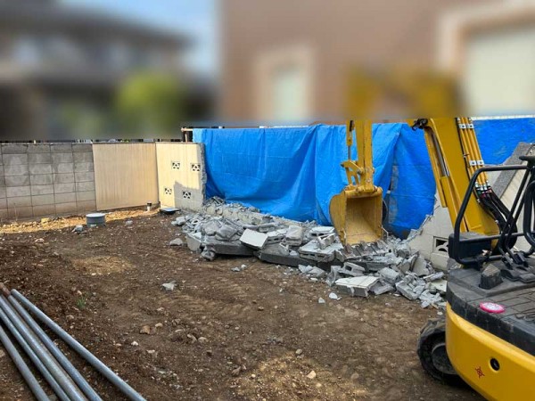 【ブロック塀の撤去】川越市のブロック塀の解体工事サムネイル